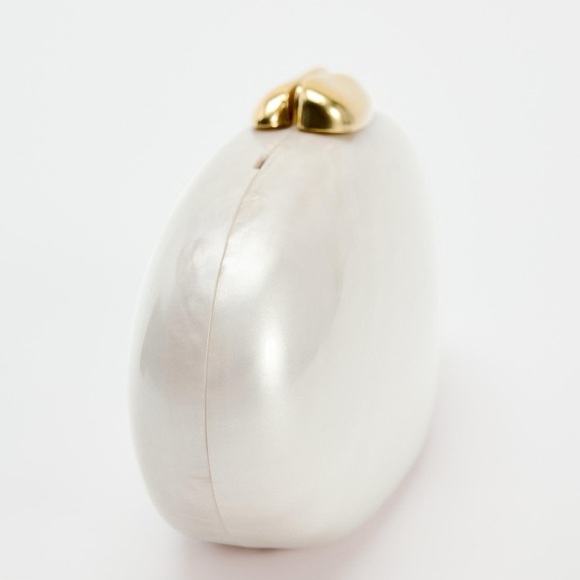 ZARA GOLD CLOSURE BOX CLUTCH - Picture 6 of 7